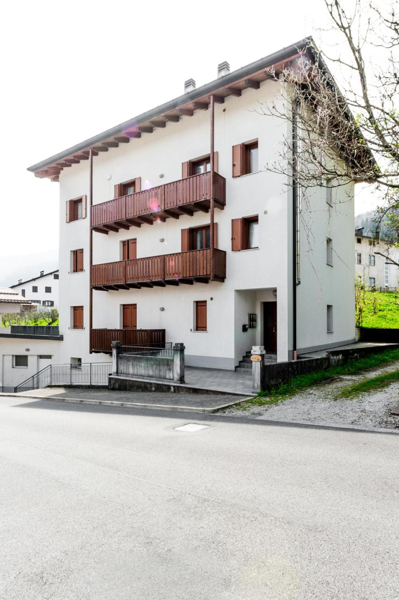 Albergo Diffuso Sutrio Zoncolan Экстерьер фото